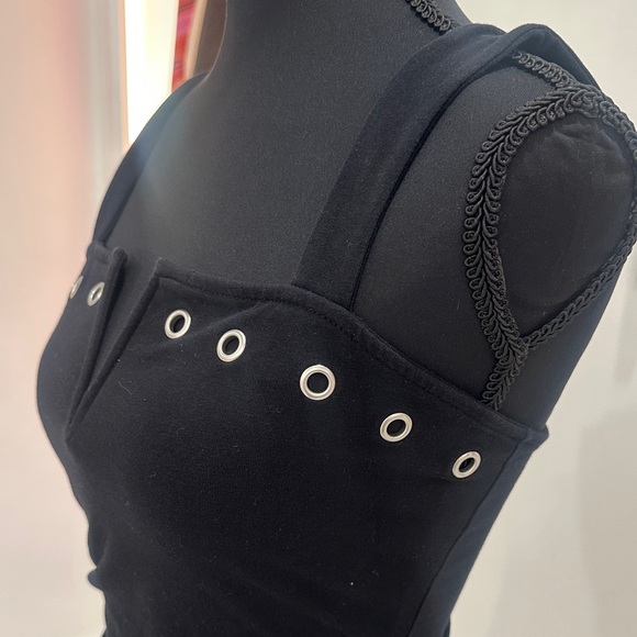 Express Black Grommet-Accent Tank Top - Picture 5 of 6